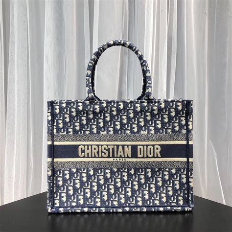 christian dior fake tasche|christian dior purses for sale.